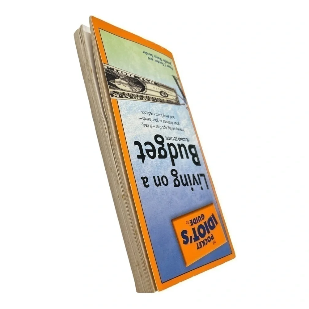 Living on a Budget by pocket idiot’s guide soft cover money saving tips